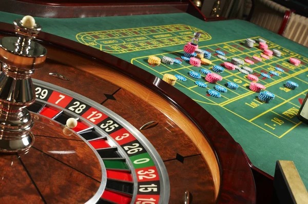 bentengtogel terpercaya mobile app live dealer table interface with betting controls and video stream